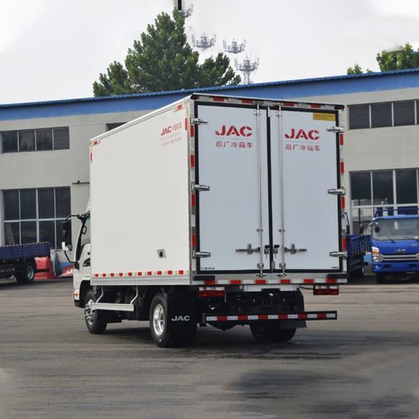 Cummins Used Refrigerated Truck Boxes for Frozen Meat and Chicken Vegetable Transport
