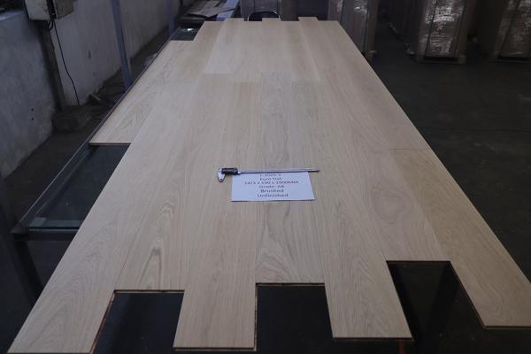 AB Grade European Oak Engineered Flooring 1900x190x14/3MM Unfinished