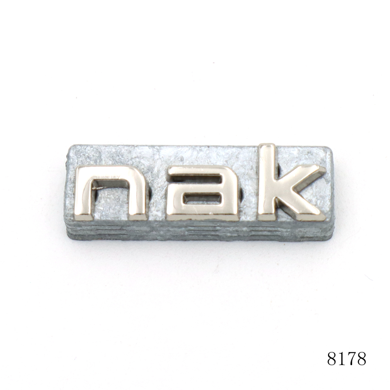 23x7mm Custom Metal Letter Logo Label Zinc Alloy Hardware Letter Plate for