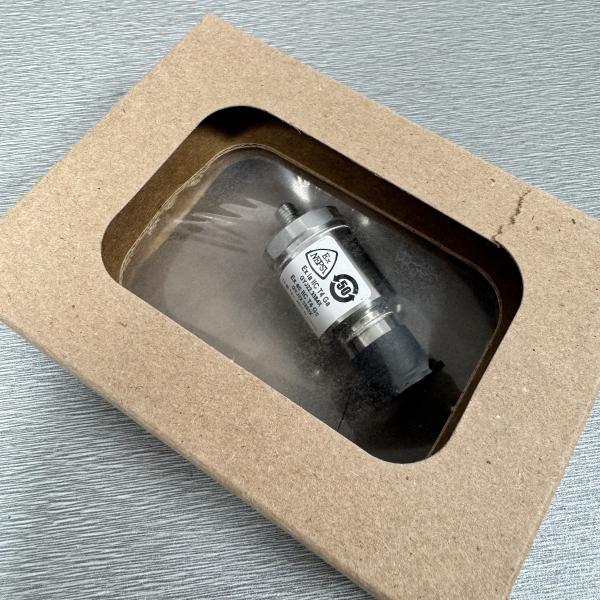 Bently Nevada 330400-01-CN  Accelerometer Acceleration Transducer