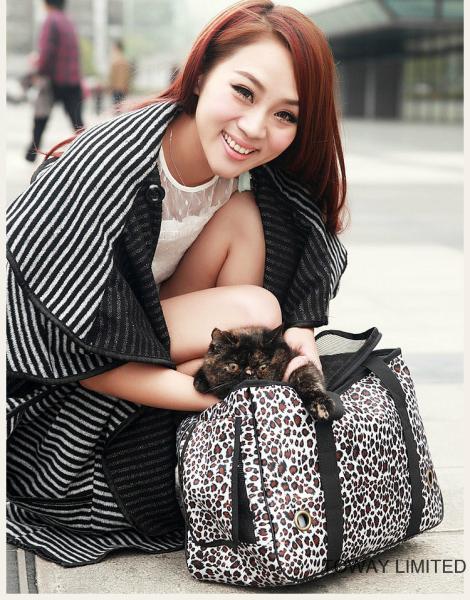  				New Leopard Pet Outdoor Products Dog Carriers Shoulder Bags 	        