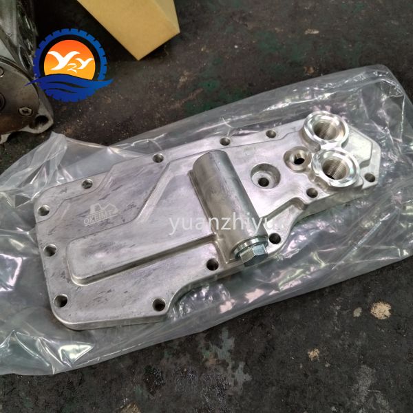 6D102 Oil Cooler Cover 6735-61-2220 for Komatsu Engine Excavator PC200-7 PC220
