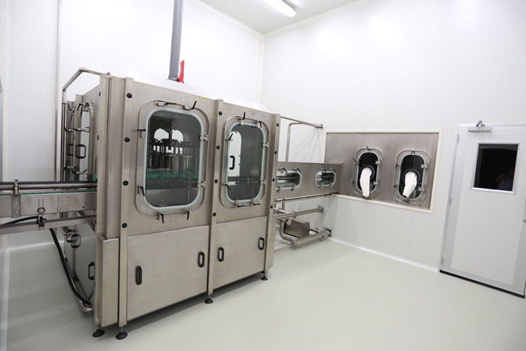 Оборудование стекла напитка 12000bph 330ml разливая по бутылкам