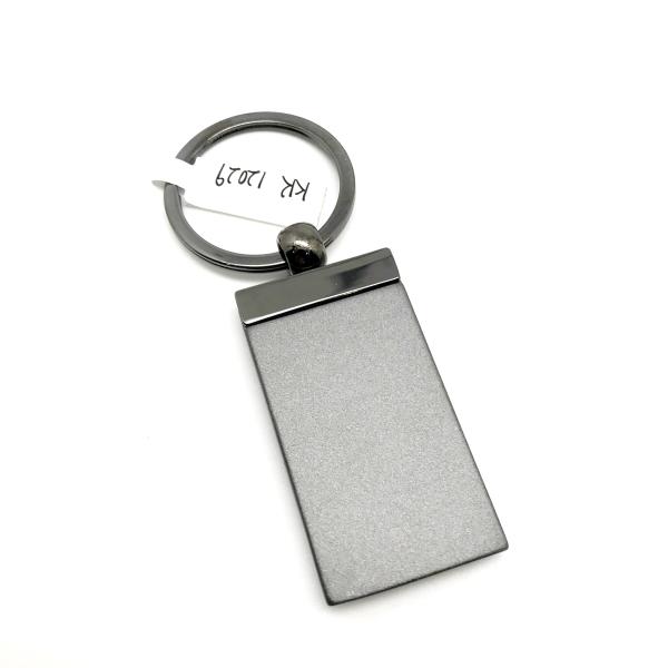 Porta-chaves de metal personalizável com acabamento preto e MOQ de 500