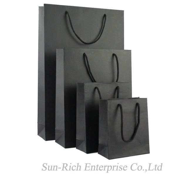 Wholesale Black paper bag gift bag Custom Logo available