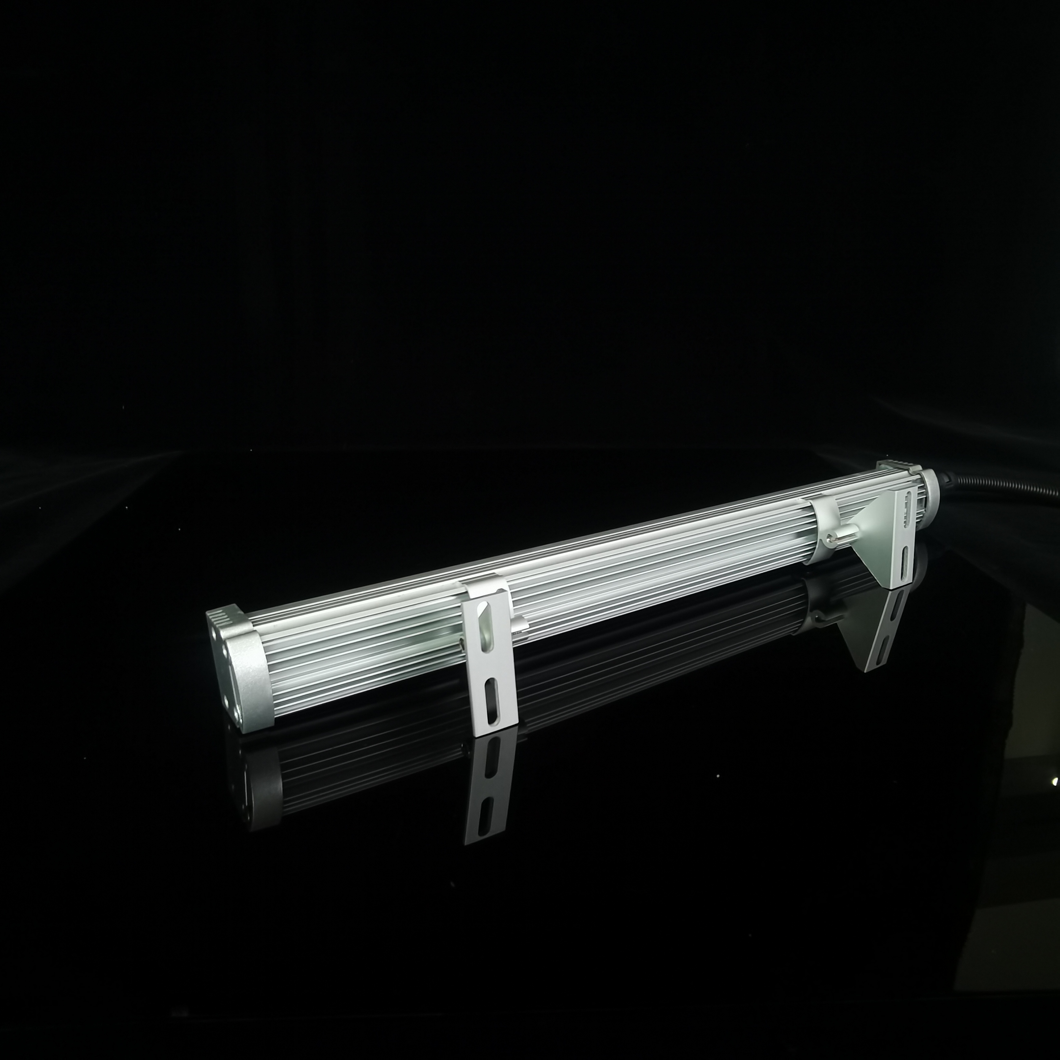 ONN-M9E Aluminum Alloy CNC Machine Work Light IP67 Explosion Proof LED Bar Light