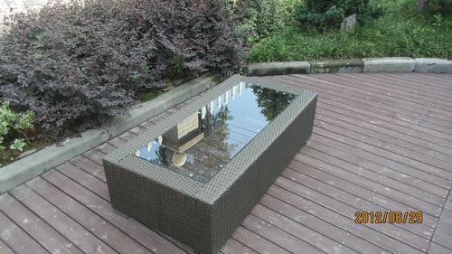 Outdoor Rattan Sofa For Pool , Modern Garden Table And Chairs