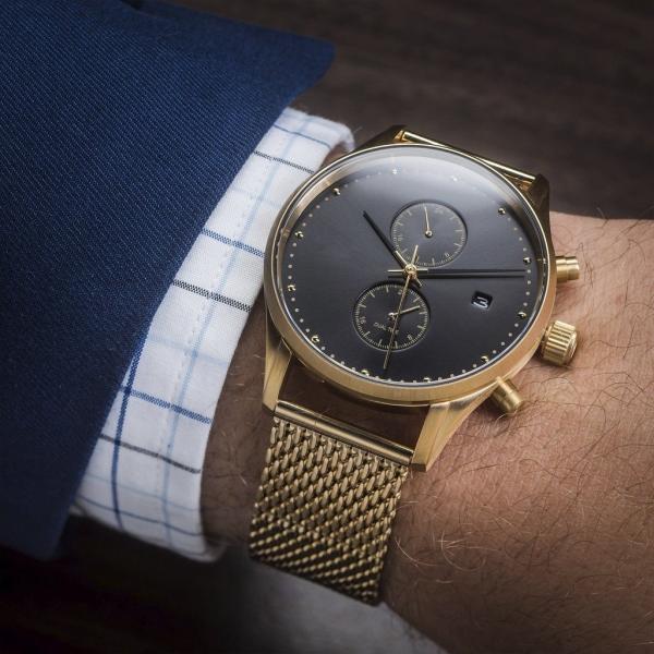 Brand logo sun grain dial gold plated stainless steel case custom watch face