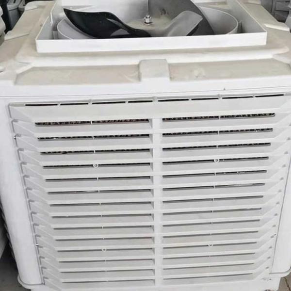 Conditionneur d'air écologique électrique à commande à distance pour atelier de poulet 18000 M3 /H Type d'évaporation