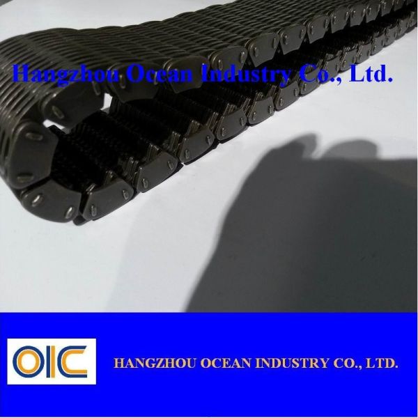 Pitch 1 quarter Inch Power Transmission Chains Oil Lubrication Width 1 eighth Inch Engineered to Minimize Wear and Tear
