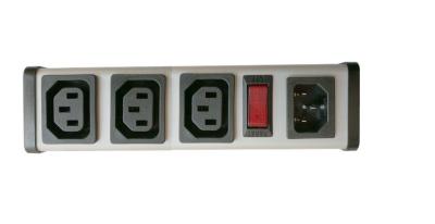 O IEC da lista 3Way do UL C-UL Output o soquete construído na tira do poder das tomadas do protetor da sobrecarga 15A