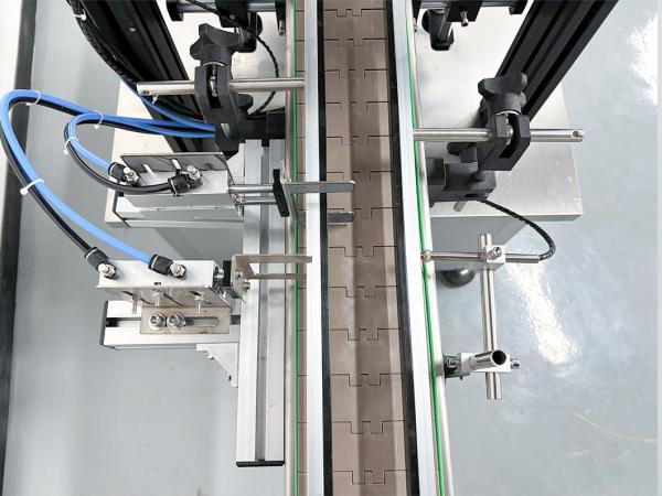 Automatic Capping Equipment Round Bottle Cap Sealing Machine