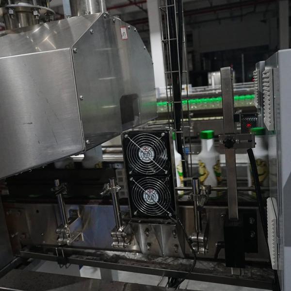 Automatic Sleeve Labeling Machine SPC550 9000-60000bph for Bottles