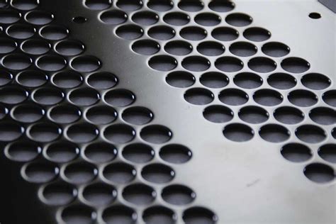 Perforated Galvanized Sheet Metal , Stainless Steel Perforated Plate For Filtration / Shelving