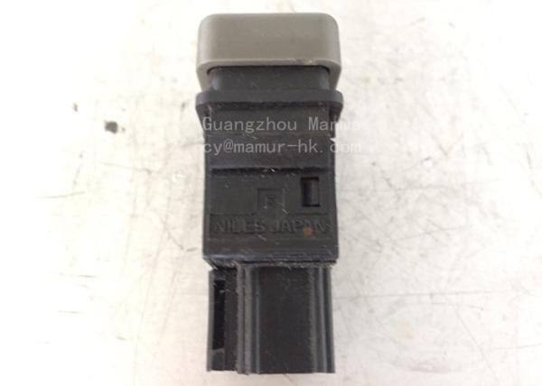 Room Lamp Switch ISUZU Truck Parts For NKR NPR NHR JAC 8-97117660-0