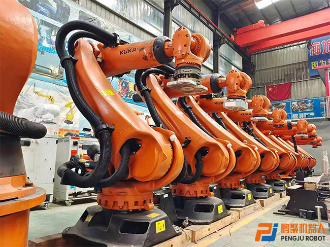KR210 Робот паллитизации с использованным роботом Kuka и 2700 мм максимальной протяженности промышленный робот обработки паллитизации литья