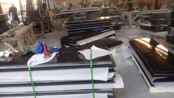 Special coffin profiling; special edge of coffin cover; tomb use stone/granite