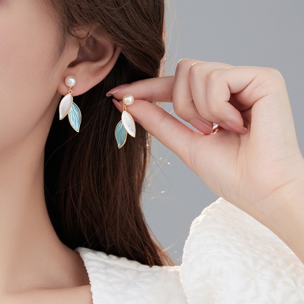 Fashion Maple Leaf Pearl Earring 14K Gold Plated Flower Studs 925 Silver Needle Hypoallergenic Butterfly Earrings