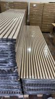 Panneaux de mur en bois acoustique intérieur