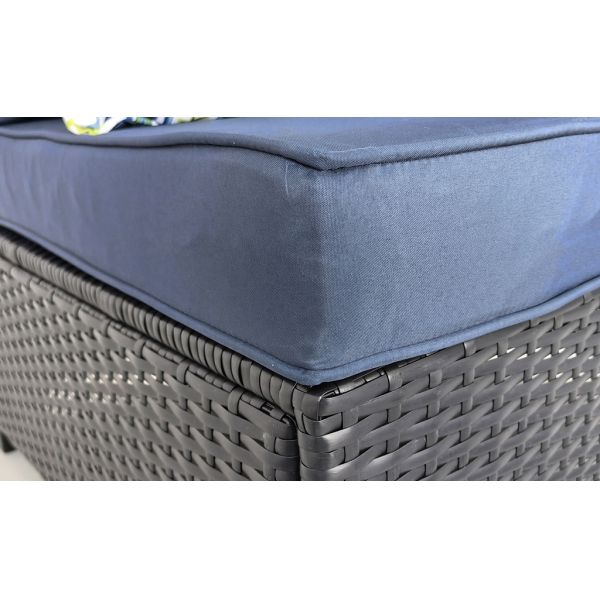 Factory Wholesale Free Combination Rattan Coffee Table and Chairs Set Garden Outdoor Furniture Steel Wicker Sofa Sets