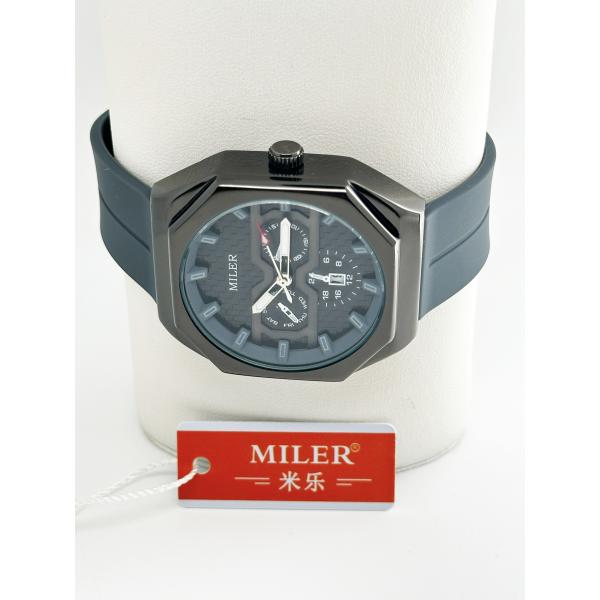 Casual Men's quartz Watches Minimalist Stick Needle Scale Three Eye Six Needle Waterproof men's quartz Watch