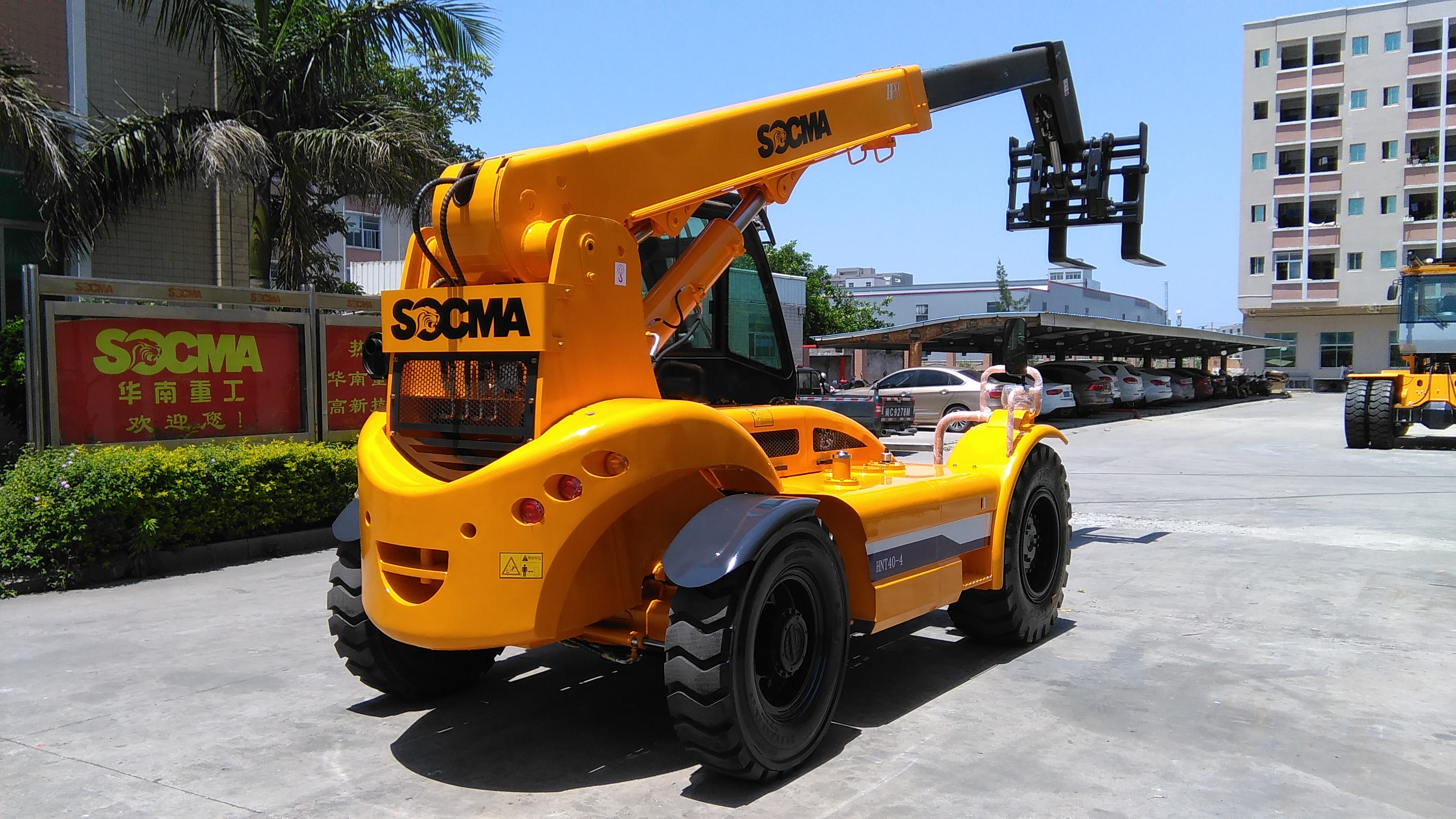 Телескопичный затяжелитель Telehandler грузоподъемника колеса обработчика 2.5ton 3ton 3.5ton для продажи