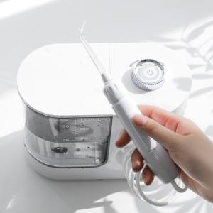 Água recarregável Flosser do OEM com o esterilizador UV Ipx5 impermeável