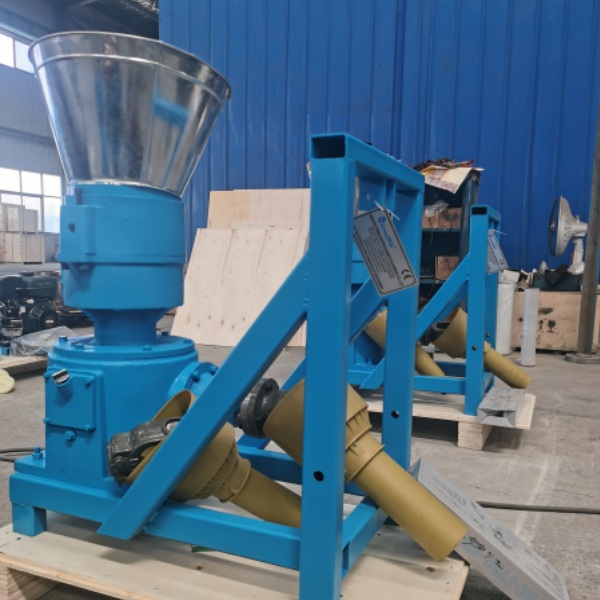 квартира 100-500kg/H умирает корм для животных окомкователя PTO опилк биомассы мельницы лепешки