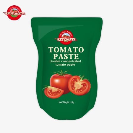 Фабрика томатной пасты производит 113 грамм стоячих пакетов в соответствии с стандартами производства ISO HACCP BRC и FDA