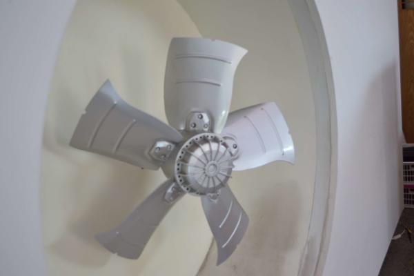 138Pa Single Phase Four Pore 1240rpm AC Axial Fan 500mm Blade