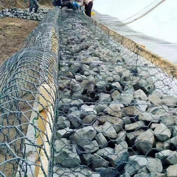 A parede de retenção sextavada padrão da caixa de  Gabion do fio de  galvanizou