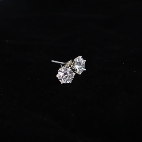 Wholesale 18K White Gold Plated 1CT Lab Diamond Stud Earring Fashion Jewelry for Weddings & Parties Rhodium Setting
