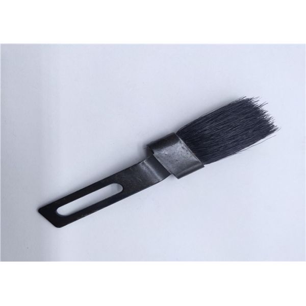 Человек Рональд возместил части принтера Рональд щетки печатной машины запасные