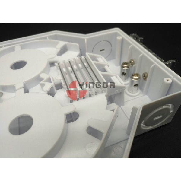 Коробка белого крытого ДИН оптического волокна терминальная, пластиковые ядри коробки 12 прекращения