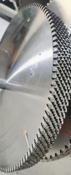 White Industrial Circular Saw Blades Recyclable For Woodworking