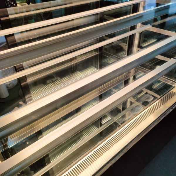 3pcs Shelves Cake Display Fridge LED Lighting Air Cooling For Restaurants