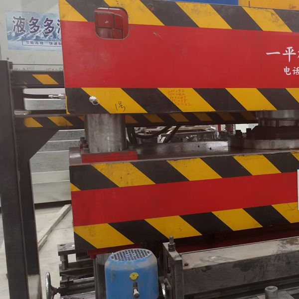380v Cable Tray Production Line Hydraulic Pressure Production Type CNC Precision Quick Mold Change
