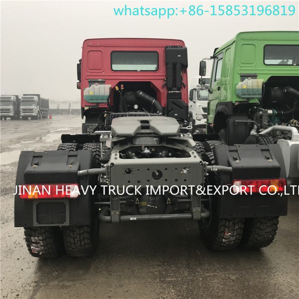 Sinotruk HOWO Prime Mover Truck 6x6 371hp