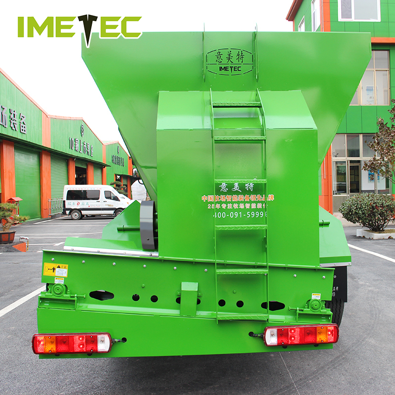 Cubicle Manure Bedding Spreader Sand Rice Husk Fermented Truck For Dairy Farm