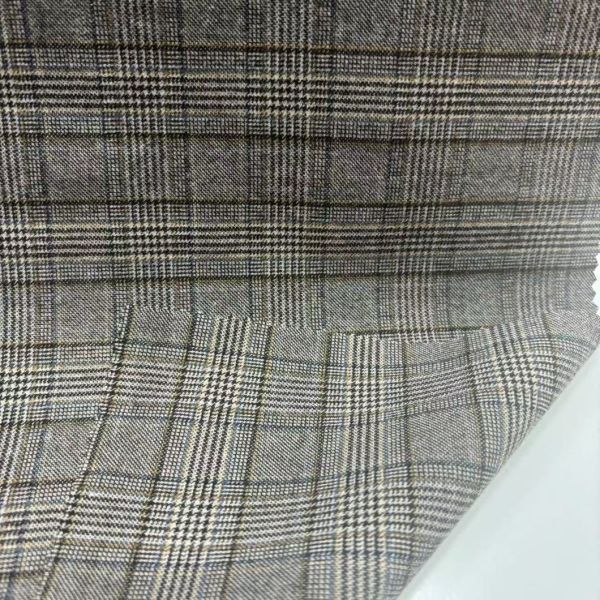 Polyester Viscose Yarn Dyed Fabric for Women&prime;suit