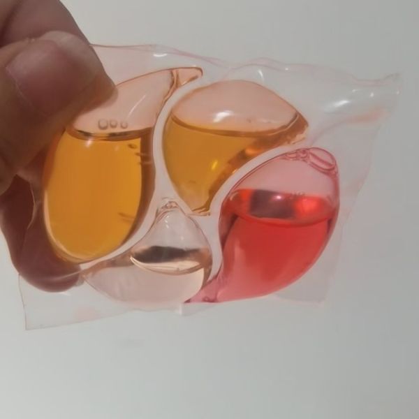 Custom Bulk Laundry Pods Manufacturer Deep Clean Stain Removal Dye Free Hypoallergenic Laundry Pods Capsule