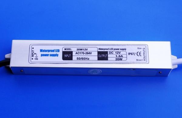 A tensão constante da C.C. 12v de Rohs conduziu o motorista 30w para a tira conduzida, luz da arruela da parede