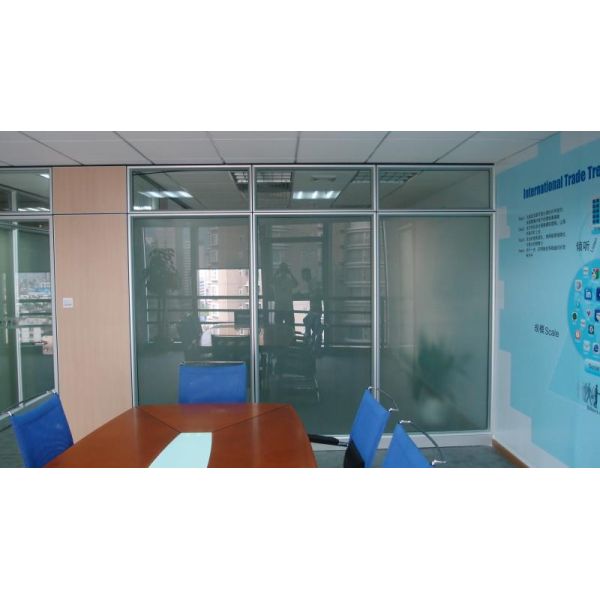 Звукоизоляционные огнеупорные сползая стены раздела офиса стеклянные с алюминиевой рамкой