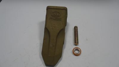 Yellow / Black Digger Bucket Teeth 38HRC - 42HRC Bucket Tooth With Lock Pin And Retainer 7T3408 8E8409