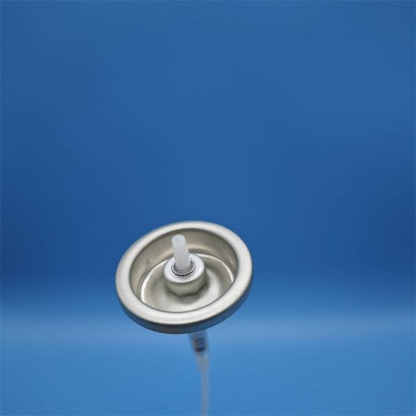 Valve de pompe aérosol à brume fine de qualité supérieure pour parfums de luxe et sérums de soin de la peau avec actionnement soyeux et fluide