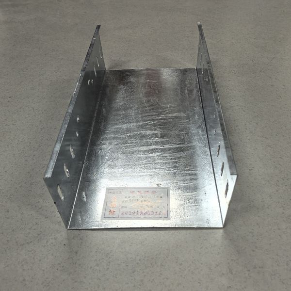 Hot Dipped Galvanized Cable Tray 25mm-150mm Height 1.0mm-2.5mm Thickness 50mm-1000mm Width HDG Steel