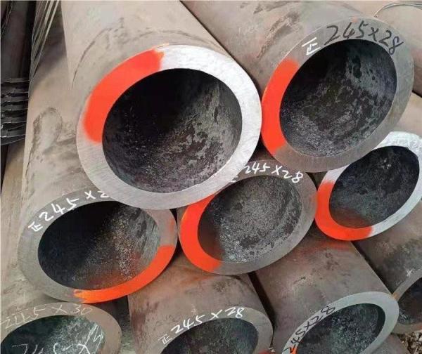 ASME SA 105 Carbon Seamless Steel Tube 200mm Small Diameter Pipe With Excellent Strength For Refining Industry