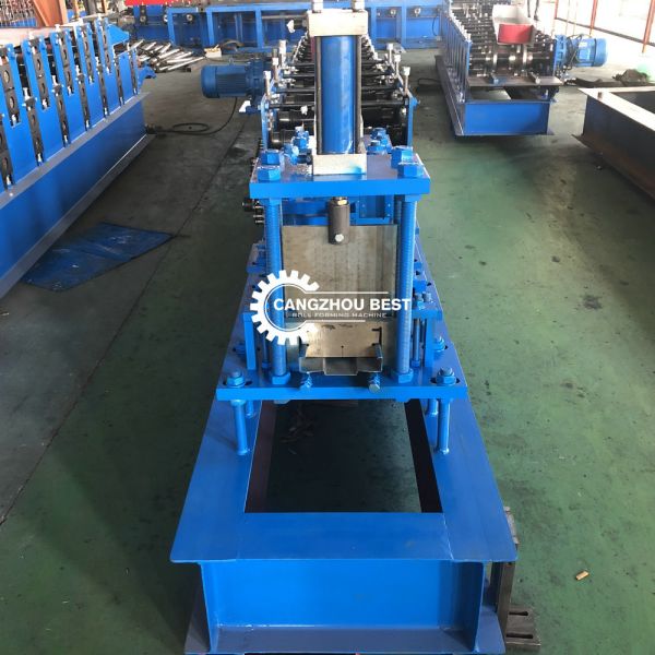 дверная рама PLC 1.6mm стальная делая машину с пробивая отверстиями