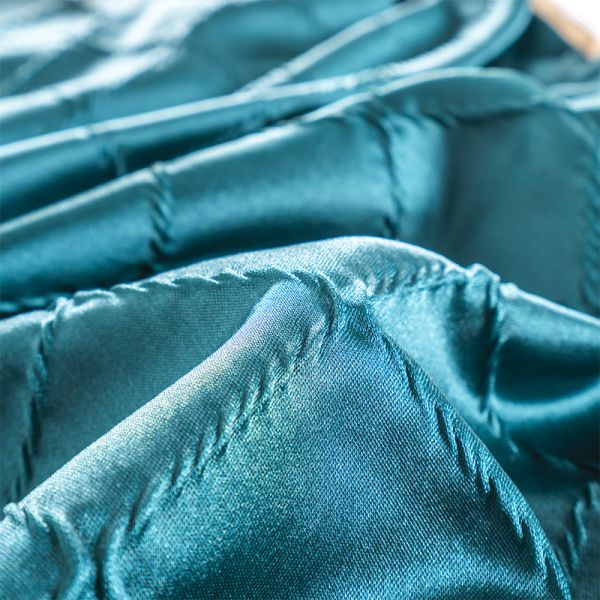 Hotel Bedding Decorative 2.2m Polyester Sheet Bed Runner