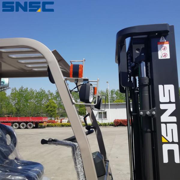 3T Natural Gas Propane Forklift Heavy Duty LPG Powered Forklift SNSC